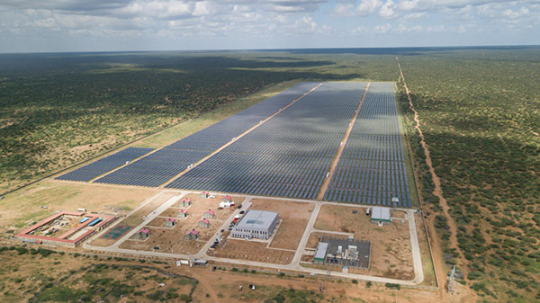Kenya launches solar power plant