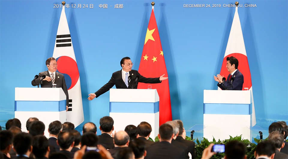 Premier Li, Moon, Abe meet press:2