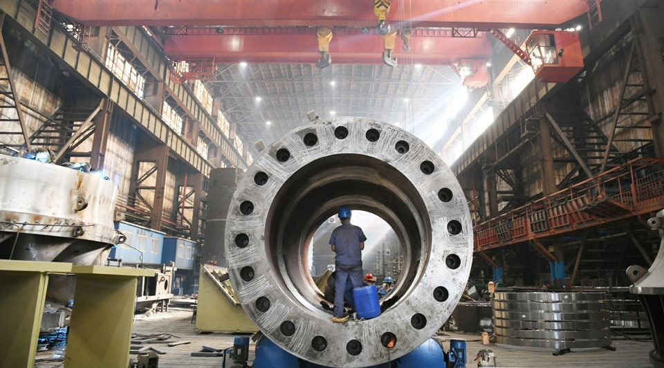 China's industrial output expands 5.7% in 2019:2