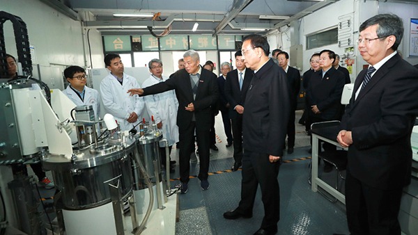 Premier inspects Henan province in C China