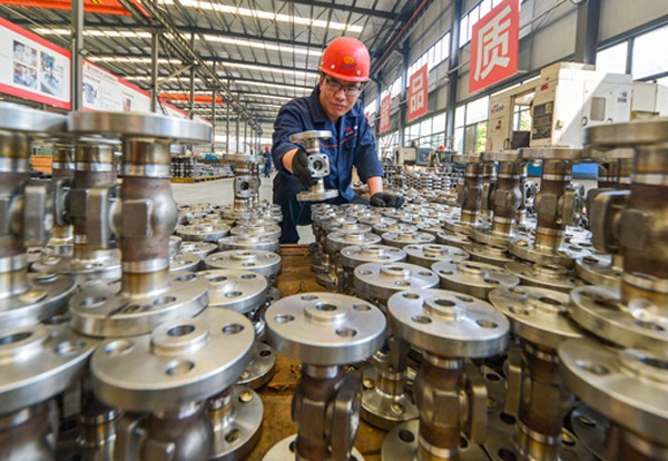 China's industrial capacity utilization rate at 74.5% in 2020