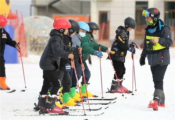 Beijing Winter Games igniting winter sports enthusiasm in NW China:0