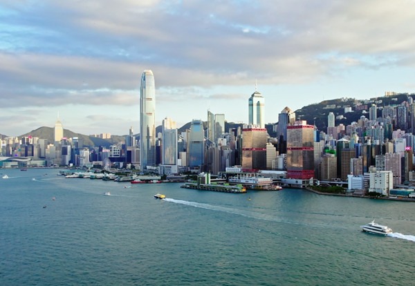 Hong Kong on high - See how this pearl really shines!:0
