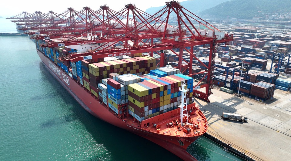 China's foreign trade of goods up 9.4% in H1:1
