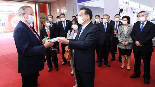 Premier Li attends opening ceremony of 130th session of China Import and Export Fair