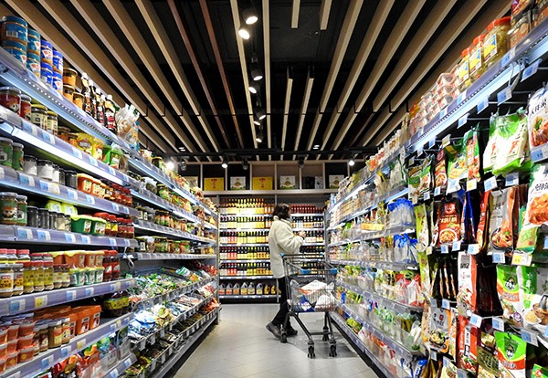 China's retail sales up 33.9% in Q1